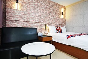 IHI loveriver Hotel