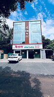 Hotel Kailas Lodging