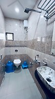 Hotel Kailas Lodging