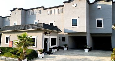 Relax Palace for Hotel Villas