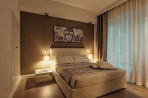 Aruna Suites