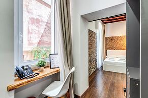 EFFE LUXURY PALACE