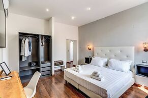 EFFE LUXURY PALACE