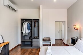 EFFE LUXURY PALACE