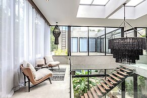 ANANA Casa Karmond
