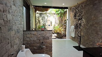 Villa Bugis Drupadi Seminyak