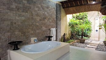 Villa Bugis Drupadi Seminyak