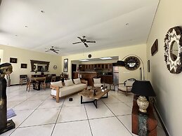 Villa Bugis Drupadi Seminyak
