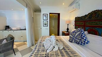 Villa Bugis Kayu Aya Seminyak