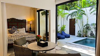 Villa Bugis Kayu Aya Seminyak