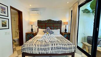 Villa Bugis Kayu Aya Seminyak