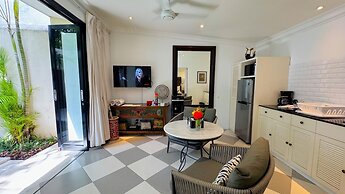 Villa Bugis Kayu Aya Seminyak