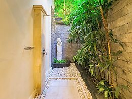 Villa Bugis Abimanyu Seminyak