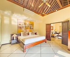 Villa Bugis Abimanyu Seminyak