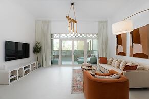 Rustic Palm 1BR w Beach Access