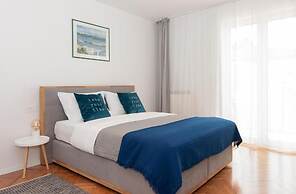 The Rose Garden Apartments