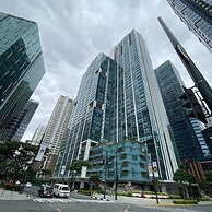 One Uptown Residence Near St Lukes