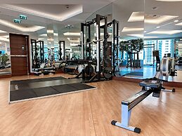 Scenic Views & Top Amenities - Address