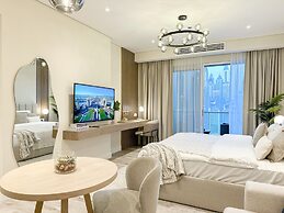 Scenic Views & Top Amenities - Address