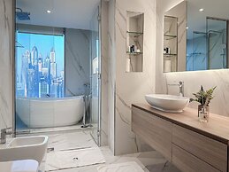 Scenic Views & Top Amenities - Address