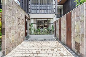 Solana Villa by Kozystay - Canggu