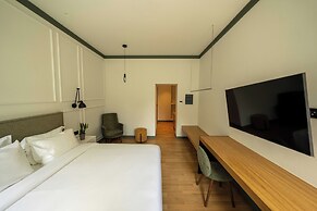 Whisper Athens Suites.
