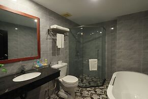 Ramada by Wyndham Phnom Penh Central