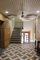 Hotel M R Paradise