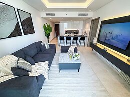 High Floor Burj Khalifa View Apartment