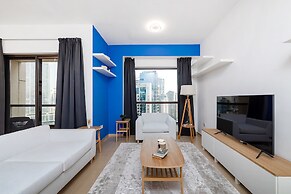 Panoramic Spacious City View 2BR Escape