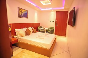 J60 Suites