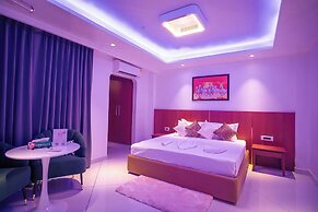 J60 Suites