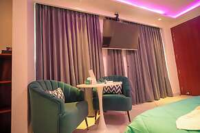 J60 Suites
