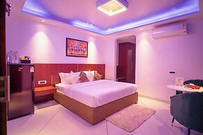 J60 Suites