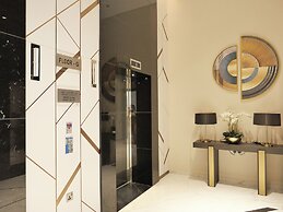 Burj Khalifa View with Designer Interior