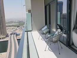 Burj Khalifa View with Designer Interior