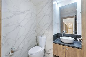 Lux BnB I Executive Tower I Business Bay