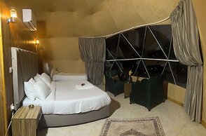 Rose rum camp