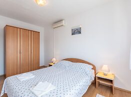 Charming Trogir Apartments With Balcony