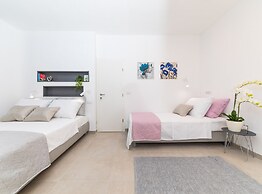 Scenic Elegant Trogir Villa With Pool