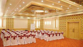 THE LUXANT HOTEL