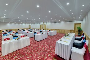 THE LUXANT HOTEL