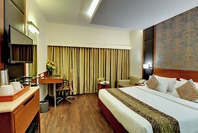 THE LUXANT HOTEL