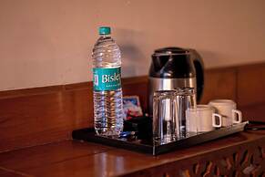 Corbett Cottage Resort