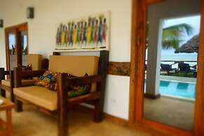 AMANI BEACH VILLA