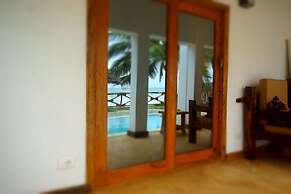 AMANI BEACH VILLA