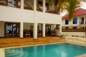 AMANI BEACH VILLA