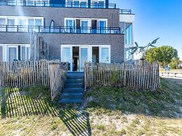 Apartment in Sint-annaland With Beach Access