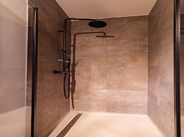 Apartment in Sint-annaland With Beach Access