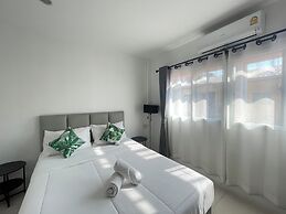 Royal BJ Hotel